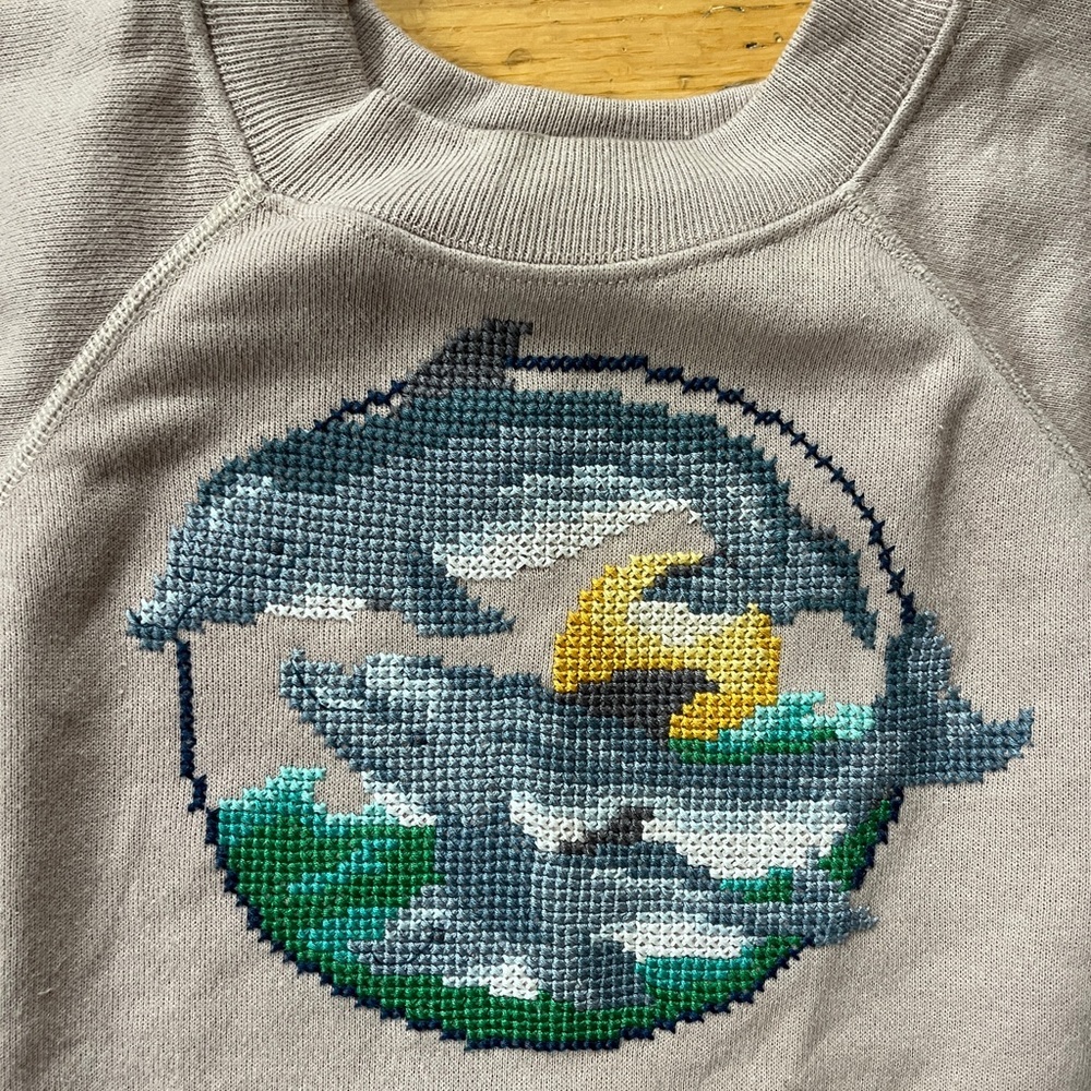 handmade dolphin embroidered beige tan sweatshirt S embroidery knit porpoise